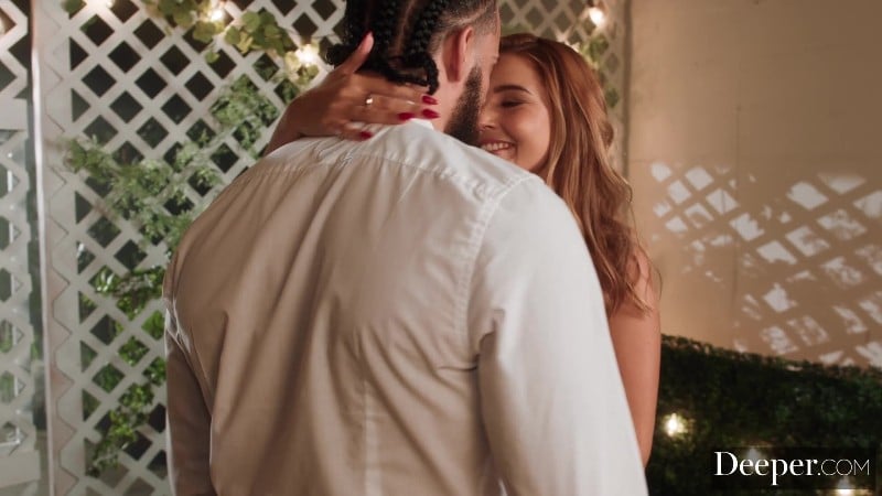 Hole of Fame (MV-OF-FS-PH-C4S) - December 15, 2025 Deeper 25/03/27 Agatha Vega FullHD 4