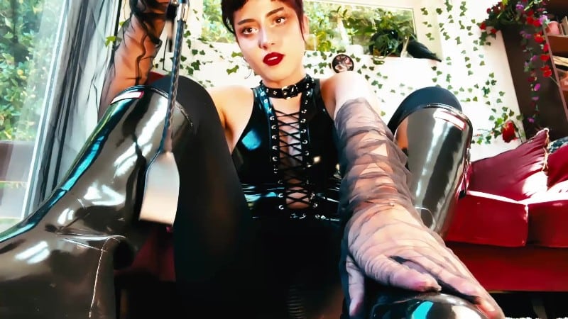 4k Videos - December 12, 2025 EnchantrixV - Tormenting My Hunter Boot Slut 8