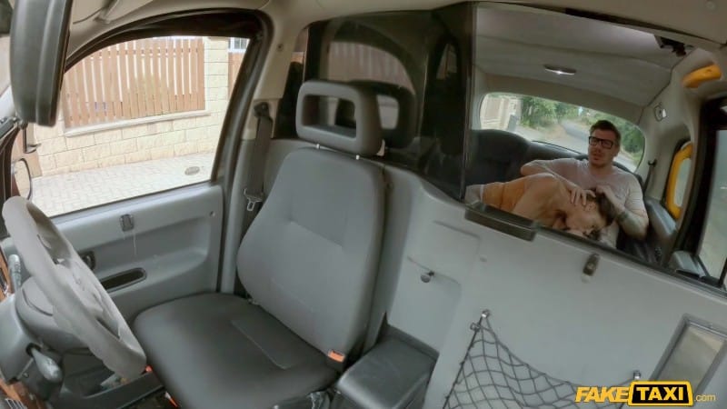 [FakeTaxi | FakeHub] 25/12/03 Christy Ley FullHD 2