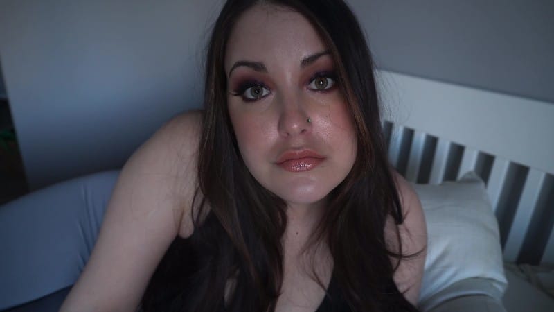 GirlOnTop880 - Step Sis Discovers your CFNM Habit 3