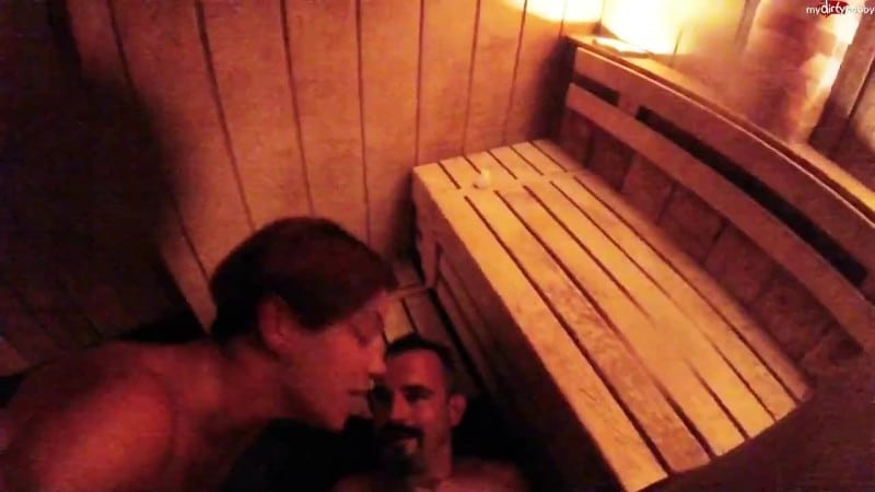 HornyRoxy - Nasse Sauerei in der offentlichen Sauna 5