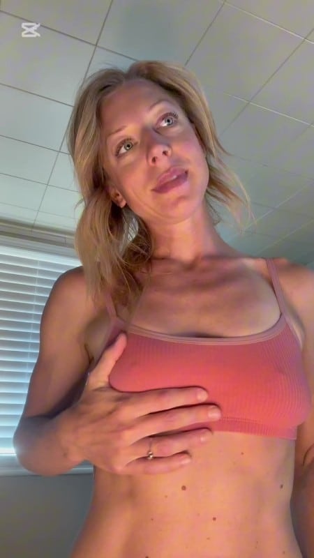 JodisLips - In trouble with M O M and she punishes you with her body 2