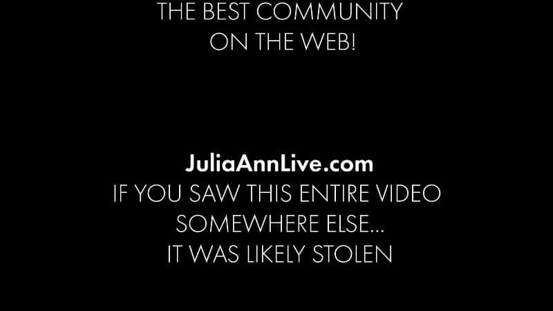 JuliaAnnLive 25/11/28 Purple Strap On JOI FullHD 5