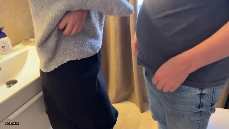 KatiFrench - Volle Sahneladung ins Gesicht - MILF wird im Badezimmer hart gefickt und vollgespritzt 2