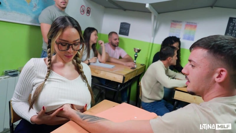 LatinaMILF 25/12/11 Ester Ana FullHD 1