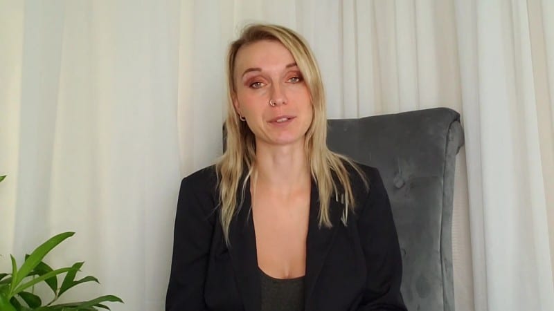 Lexi Snow - Giantess Confessions 4