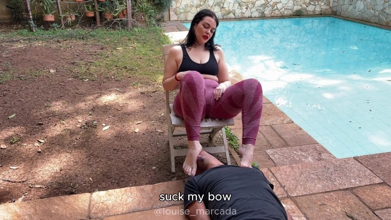 Louise Marcada - Louise by the pool Foot Worship And Deep Challenge with Luno 5
