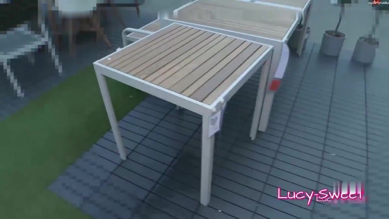 Lucy-Sweet - So teuer und das für einen vollgepissten Tisch 5