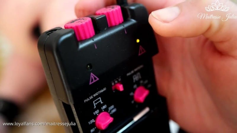 Maitresse Julia - When Slave Training Pays Off Whip Pegging Ballbusting Electro 5