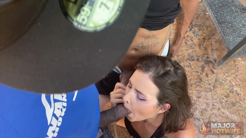 MajorHotWife 25/11/28 Helena Price Helenas Blow Bang FullHD 2