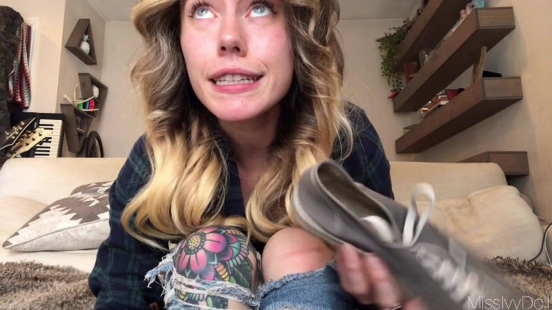 MissIvyDoll - Feet Loving Cuck 3