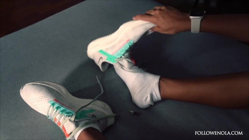 Mistress Enola Fetish - Your Biggest Fan - Giantess Enola Shrunk her favorite start and makes him smells her feet! 3