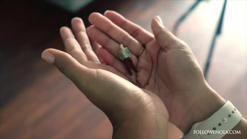 Her - December 29, 2025 Mistress Enola Fetish - Your Biggest Fan - Giantess Enola Shrunk her favorite start and makes him smells her feet! 2