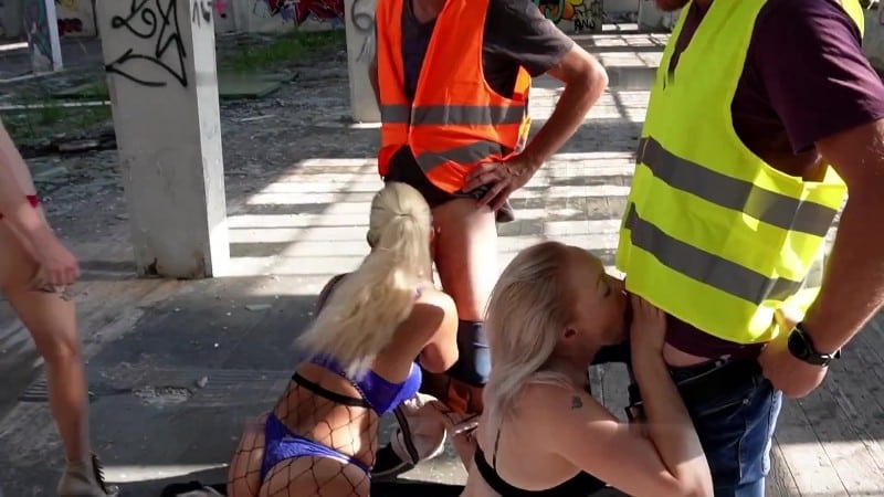 Nicix-Fetish - Blowjob als Deal fur Werkschutz Kommen wir damit durch 3