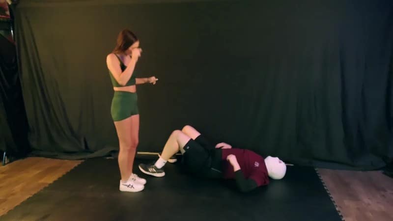 Paulinas Palace - Ballbusting Workout Plan 5