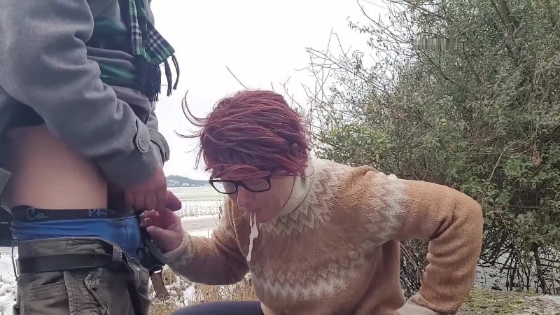 Popp-Sylvie - Spontan gefickt im Schnee 3