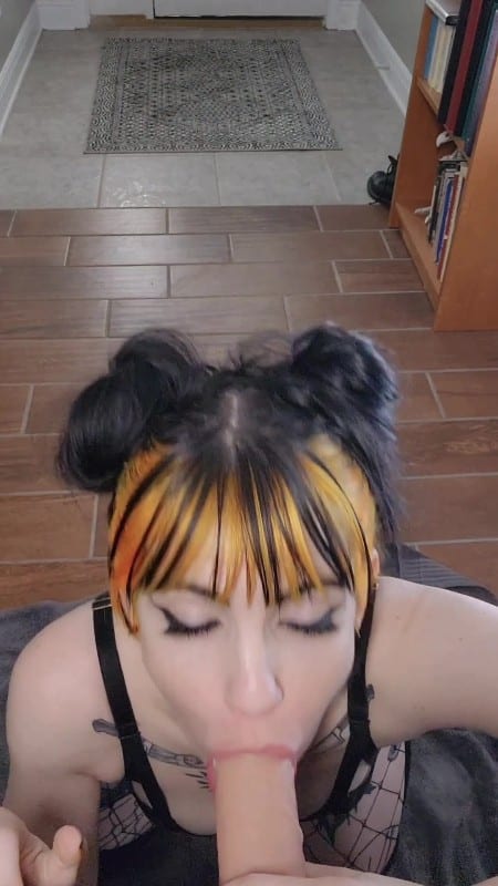 Prettyinpunk92 - Homewrecker girlfriend step-sister sloppy BJ 3