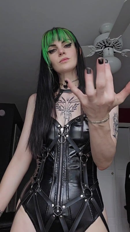 Prettyinpunk92 - I'm the boss now JOE Cum in own mouth 2