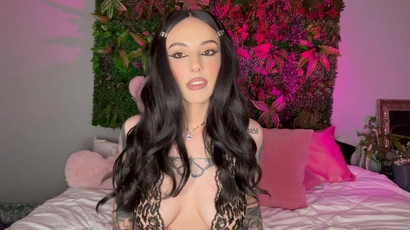 PrincessVenice - Sex Stories The First Cucking 2