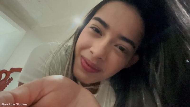 Rise of the Giantess - Giantess Vainilla - IN THE PALM OF HER HAND 3