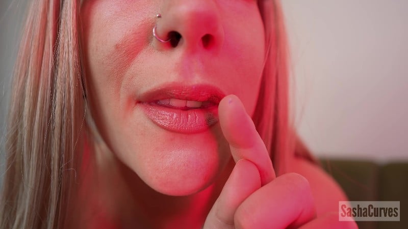 Sasha Curves - The Giantess VIP Room Vore Ass 2