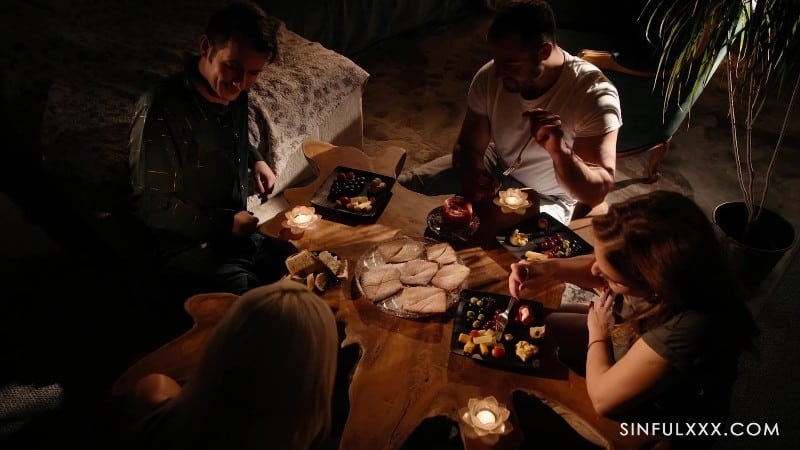 SinfulXXX 25/12/19 Lovita Fate And Antonia Sainz FullHD 2