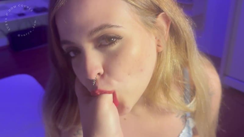 Surya Dom Couple - Blonde Stiefschwester bekommt einen großen Cumshot ins Gesicht 15