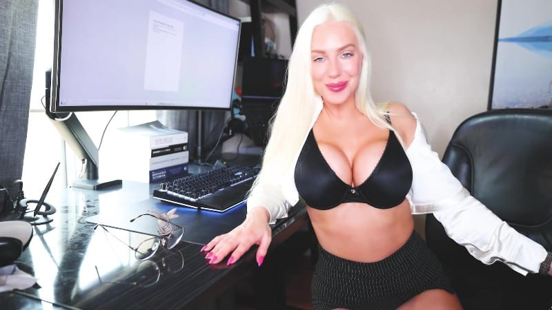 Tara Babcock - The Ultimate Bimbo Transformation Cum-Covered Slut BJ 1