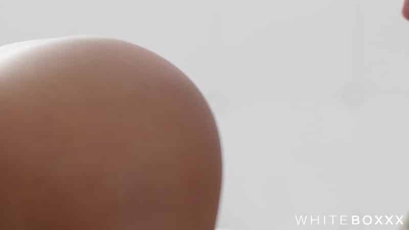 TheWhiteBoxxx 24 05 12 Barbie Rous FullHD 3