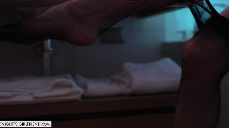 [TonightsGirlfriend | NaughtyAmerica] 25/12/26 Demi Hawks 4k 1