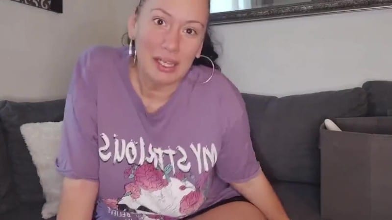 Vivien-Molinas - MEGA SQUIRT - OMG - Wie viel kommt da noch 12