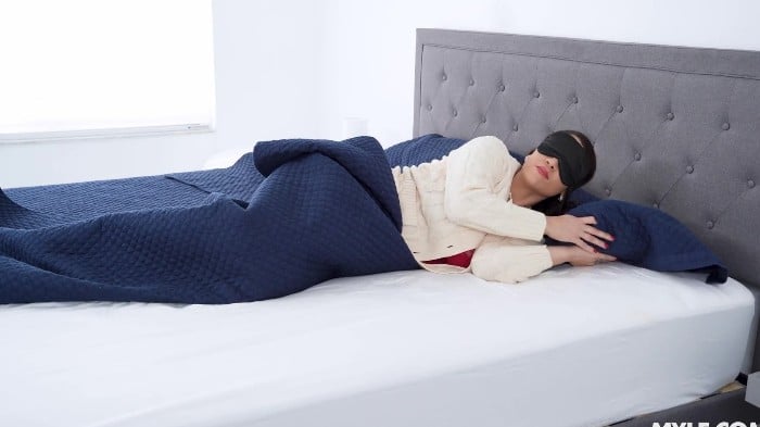 [AnalMom] Uptight Milf Needs A Lesson In Respect - Miss Raquel - 2025-12-12 - 1080p 7