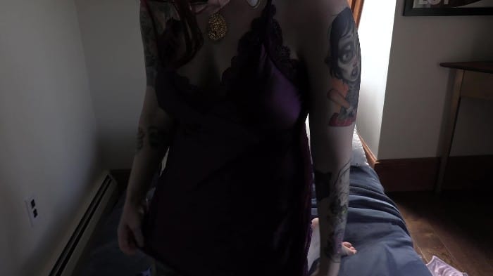 Bettie Bondage - Mom Wears Your Girlfriends Lingerie 4k - May 15, 2020 2160p 30 Fps 2