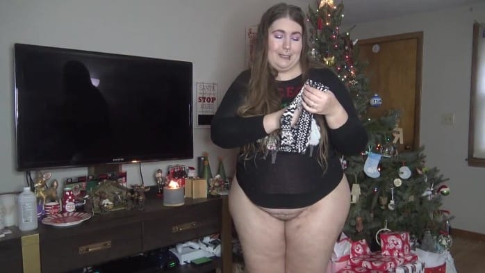 Courtney Christmas Panty Tryon 18