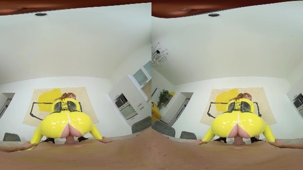 Red Heads - December 9, 2025 Czechvrfetish 501 - Redhead In Latex Is Served - Lucianna Lucci (2025.12.08) (gearvr) 5