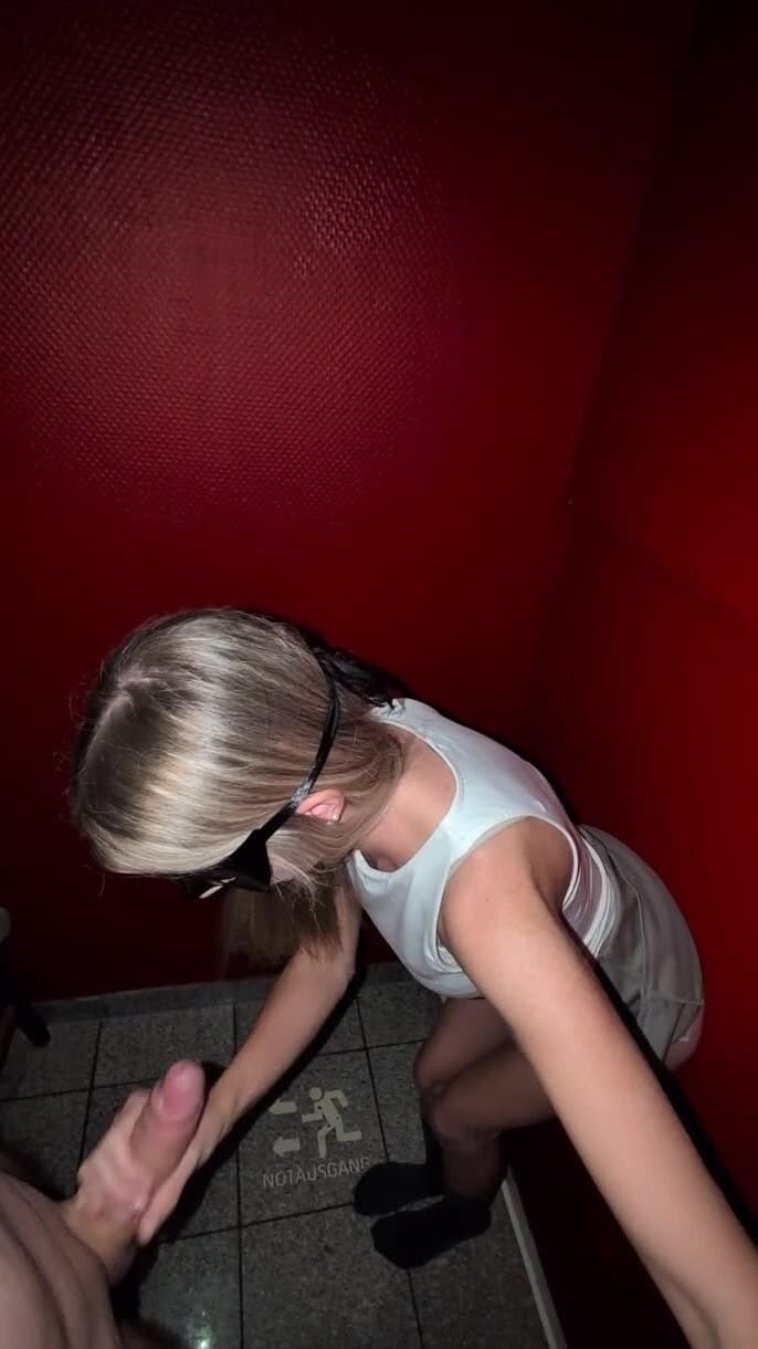 [OnlyFans] Hannahxxx91 - Prefer To Stretch My Holes In A Hole On Saturdays And Let Guys Fuck Me [720p] 3