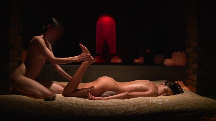 [Hegre] Hera & Malena A (tantric Temple Massage) 2025.12.02 [2160p] 2