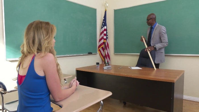 [Interracialpass.Com] Horny Schoolgirl Britney Light Take Bbc In Detention (2160p)(2017-12-29) 5