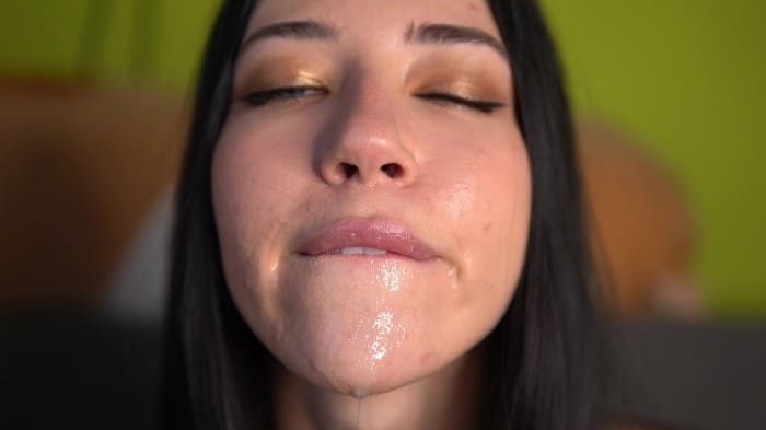 [ManyVids] Juicygao - Intimate Sloppy Kissing&drooling [2160p] 3