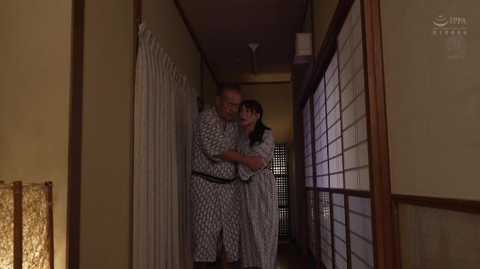 [JUR-581] Intimate Sex ~intense Adulterous Affair With Husband's Boss On A Hot Spring Trip~ Kana Kusakabe 11