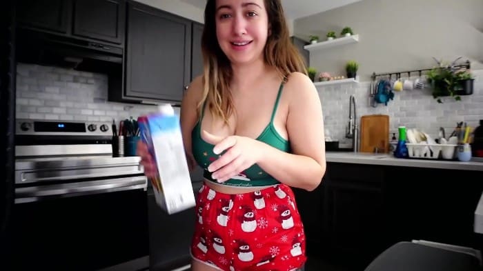 Lalunalewd - Mommy's Christmas Naughty List 1