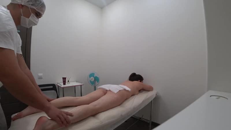 lunaroulette real - Der klient lutschte den Schwanz des Masseurs 24