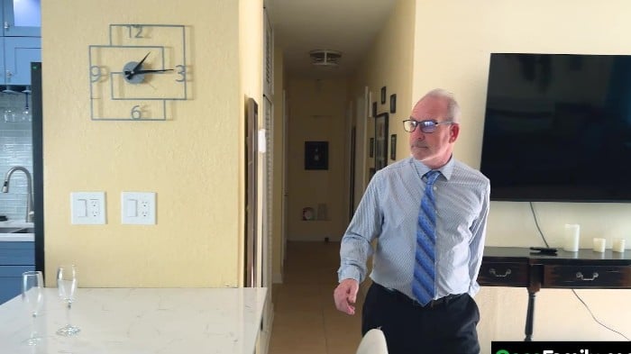 [NaughtyAmerica] Sexy Redhead Boss Andi James Fucks Her New Hire And Shows Him What A Open Family Is - 2025-12-20 - 1080p 3