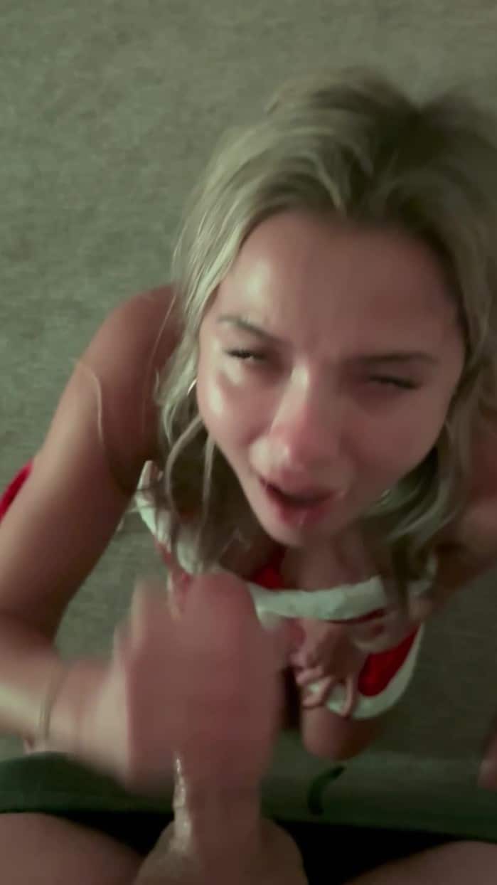 [OF-Madiiitay] Ppv Christmas Blowjob 2025 [1920p] 2