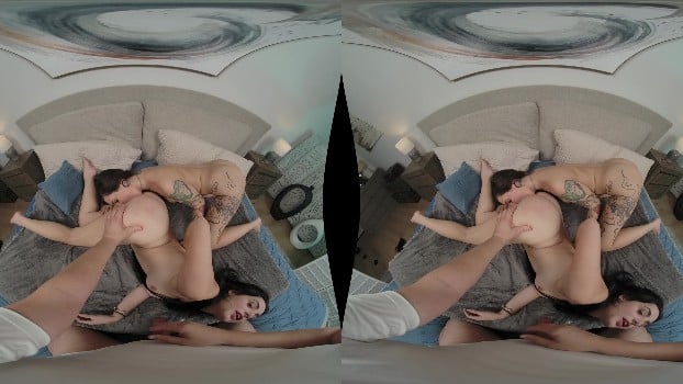 Povroriginals - Nye Ride And Share - Evie Christian, Luna Lovely (gearvr) 5