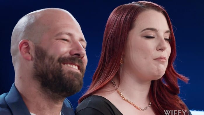 [Wifey] Red Rose And James - Curvy Redhead Gets Stretched Out By Bbc [2160p] 1