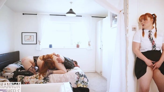 [ManyVids] Shannon Huxley - Fucked Up Family [1080p] 2