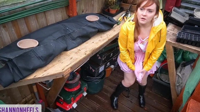 [ManyVids] Shannon Huxley - Welly Caught Anal Fucked [1080p] 2