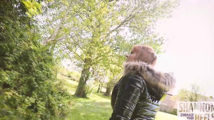 [ManyVids] Shannon Huxley - Welsh Welly Anal Chav [1080p] 5