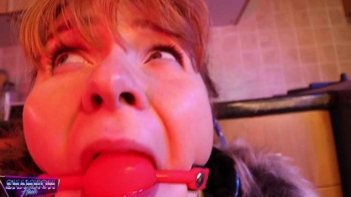 [ManyVids] Shannon Huxley - School Girl Bound + Gagged [1080p] 2